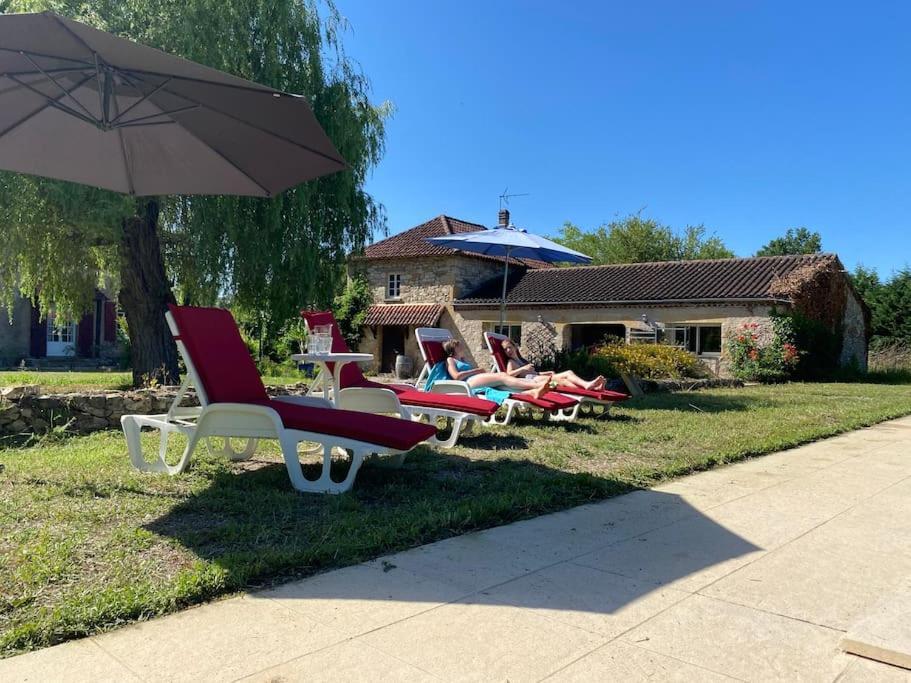 Vakantiehuis La Poire, Op Landgoed Aan De Dordogne Prudhomat Exteriör bild